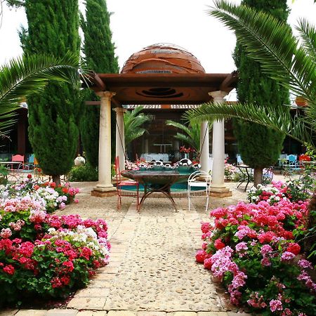 Hotel Boutique Palacio De La Serna 발레스테로스데칼라트라바 외부 사진