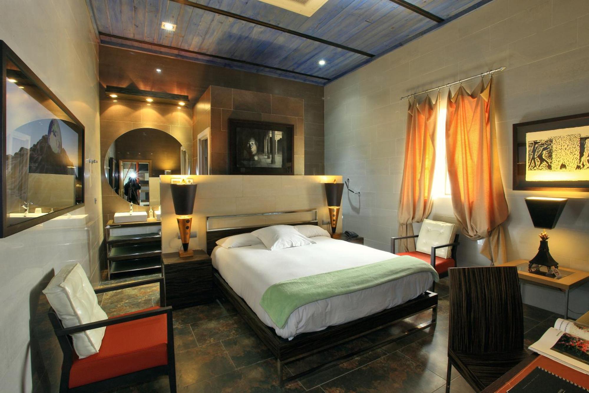 Hotel Boutique Palacio De La Serna 발레스테로스데칼라트라바 객실 사진