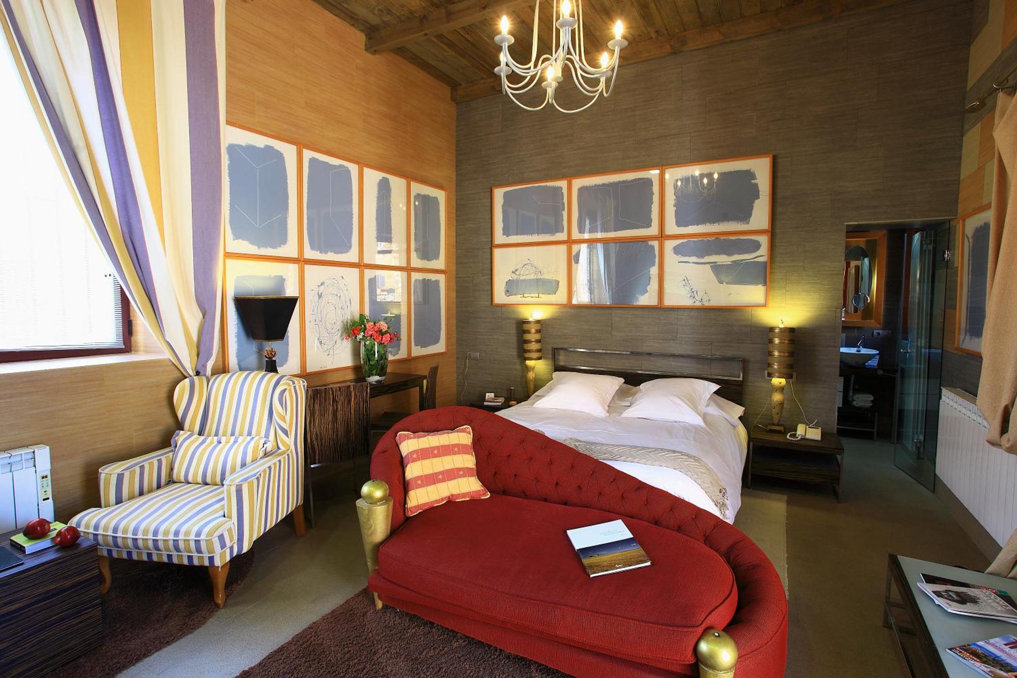 Hotel Boutique Palacio De La Serna 발레스테로스데칼라트라바 객실 사진
