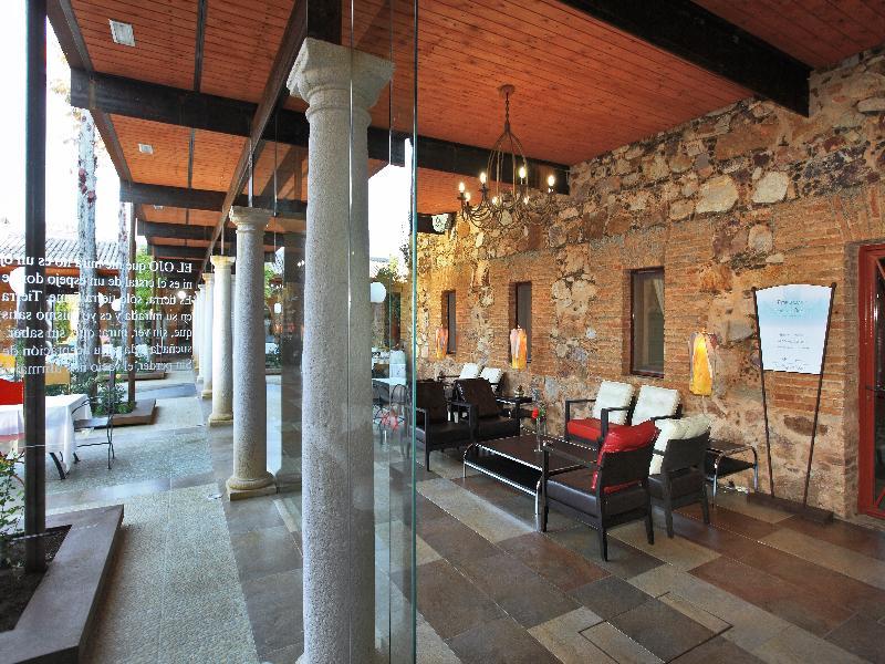 Hotel Boutique Palacio De La Serna 발레스테로스데칼라트라바 외부 사진